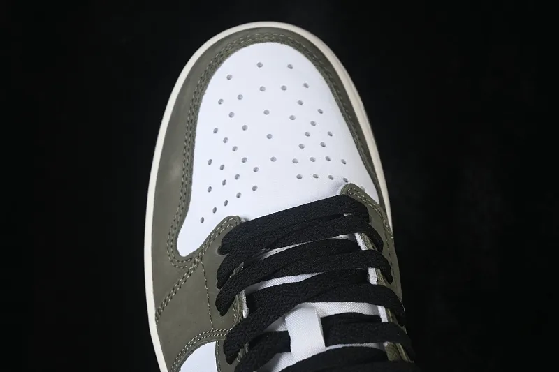 All categories Air Jordan Jordan series basketball shoes Air Jordan 1 Low G version pure original Air Jordan 1 Low OG "Medium Olive" AJ1 Joe 1 joint model olive green low-top retro culture basketball shoes HQ6998-200